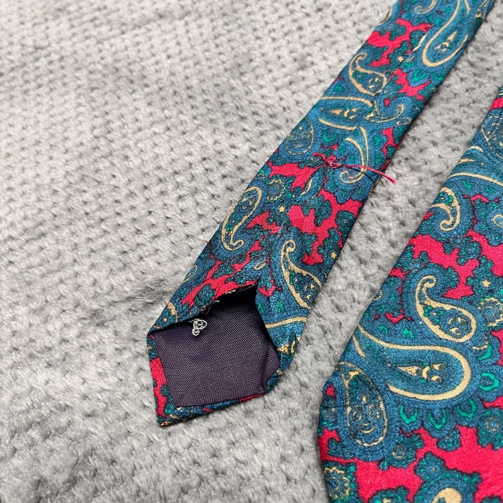 Dillards by Stonehenge Mens Silk Tie Red Teal Gold Paisley Hand Sewn Necktie - Picture 4 of 6
